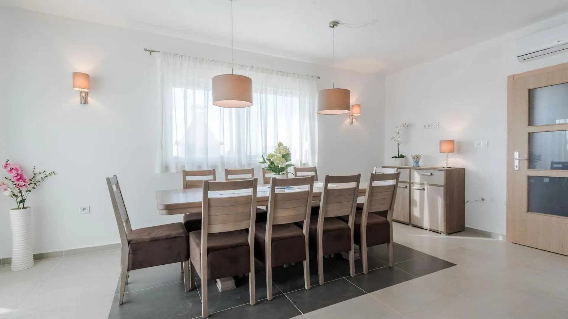 Comfort Villa With Swimming Pool And Terrace Sukosan