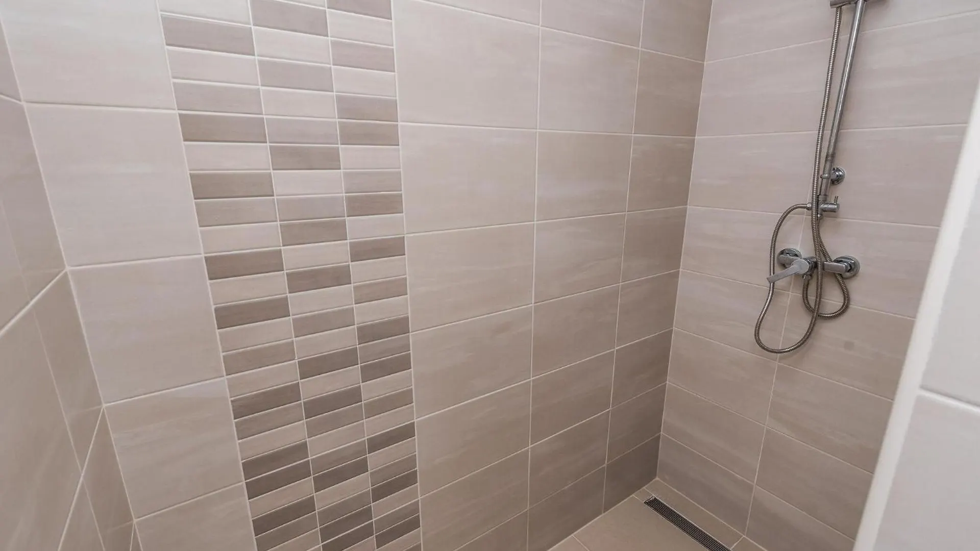 Comfort Villa With Swimming Pool And Terrace Sukosan
